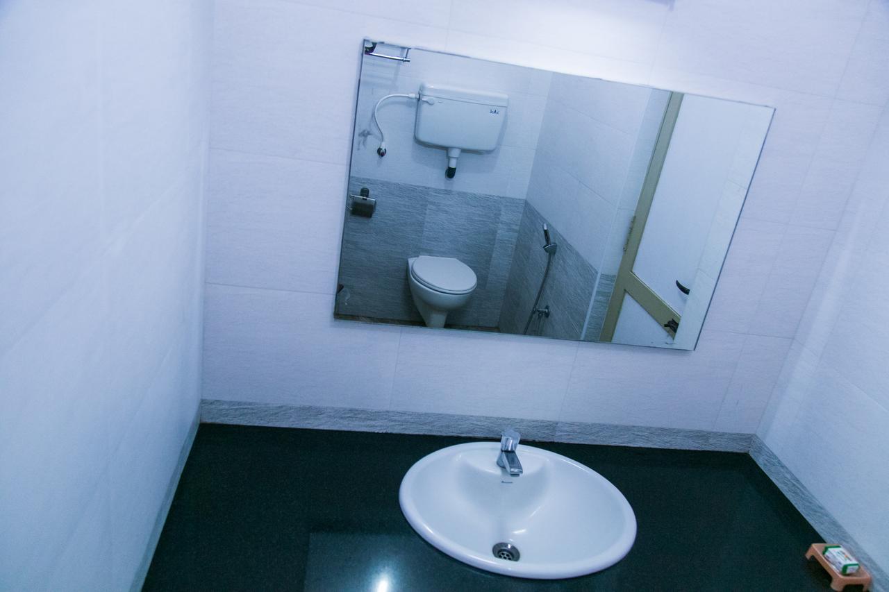 Hotel Victoriyah Thanjavur Ngoại thất bức ảnh