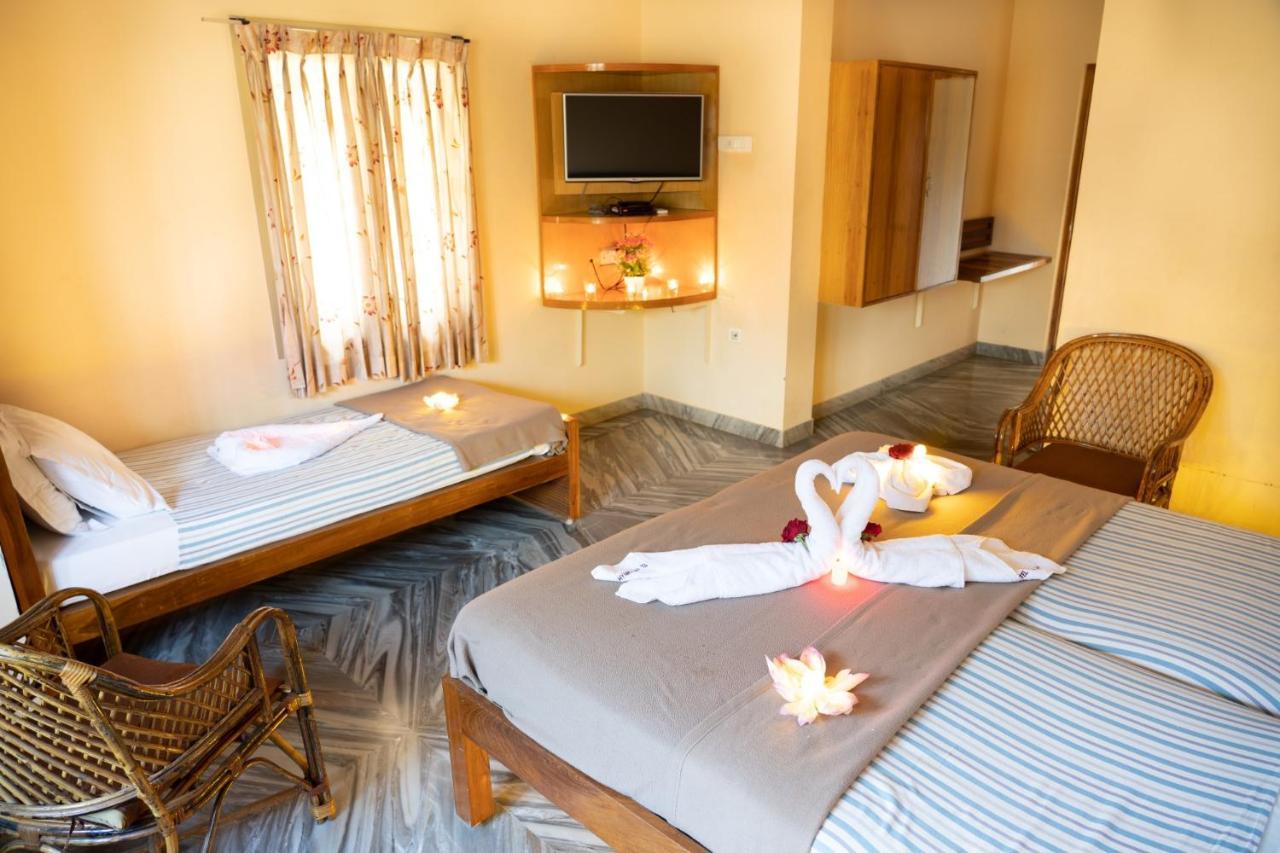Hotel Victoriyah Thanjavur Ngoại thất bức ảnh